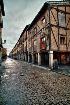 Calle Mayor con fachada, Alcala de Henares