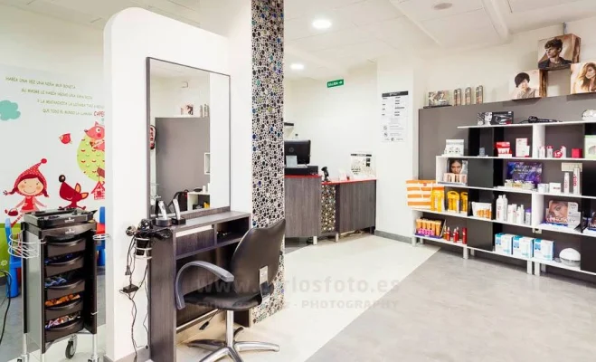 Servicios > Peluquería Color – Cuenca