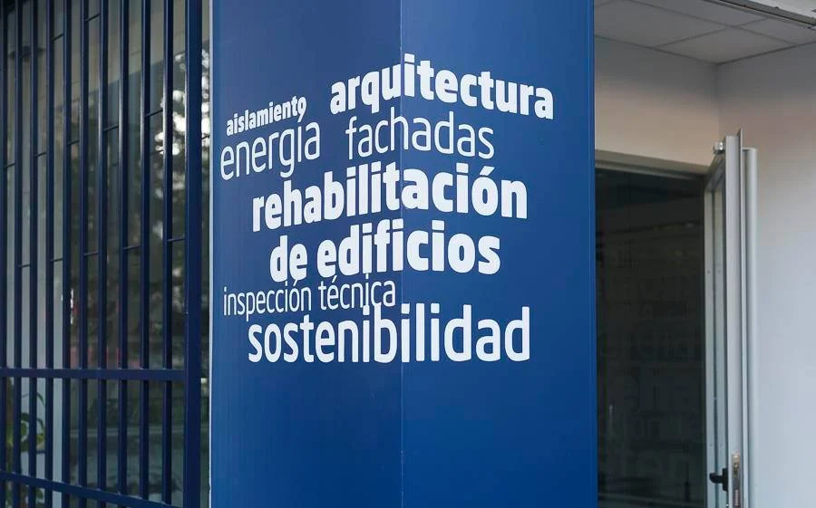 Ceprosan - Diseño Interior y Exterior de Oficina 1