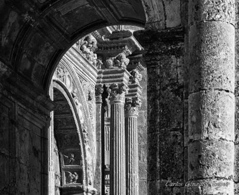 Detalle de la Iglesia de Santa Maria, Alarcon (Cuenca)