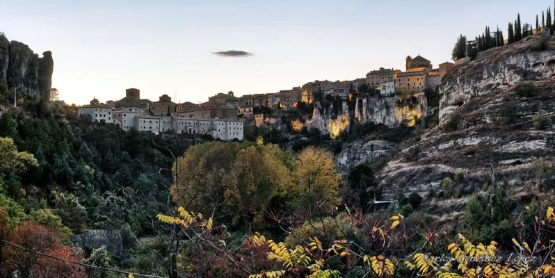 Vista Cuenca desde rio huecar