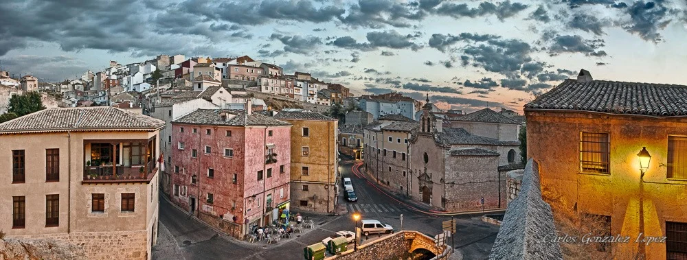 Barrio de Tiradores en la noche. Cuenca