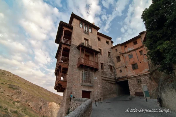 Las casas colgadas, Cuenca