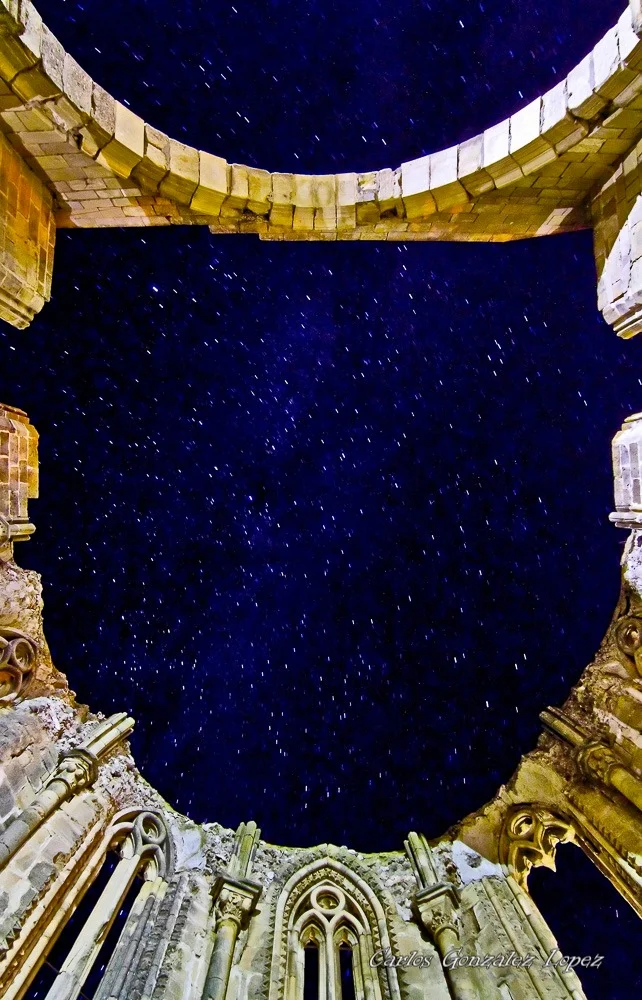 Antiguo abside de Santa Maria de Atienza con estrellas, Huete