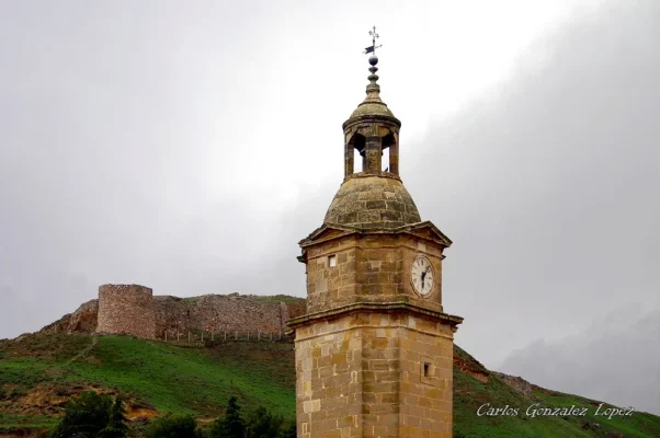 Torre del Reloj y restos de muralla, Huete (Cuenca)