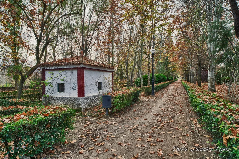 Parque de la Chopera en OtoÃ±o, Huete (Cuenca)
