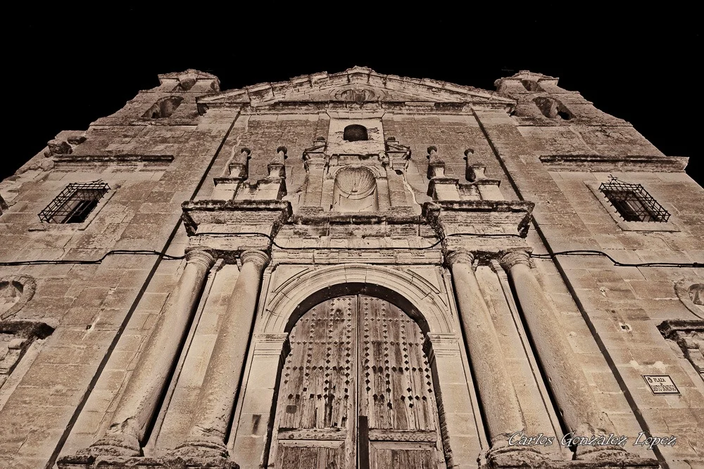Portada de la iglesia del Convento de Santo Domingo, Huete (Cuen