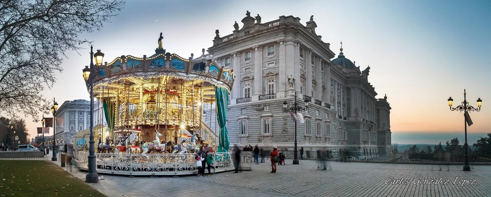 Tiovivo en el Palacio Real de Madrid