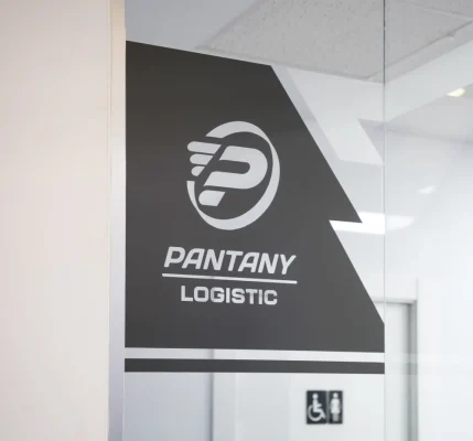 Servicios > Pantany Logistic, S.L.