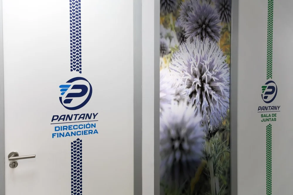 Servicios > Pantany Logistic, S.L.
