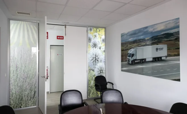 Servicios > Pantany Logistic, S.L.