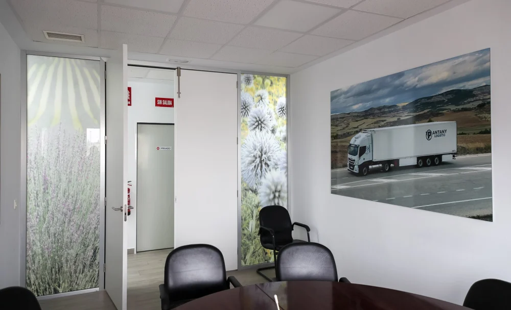 Servicios > Pantany Logistic, S.L.